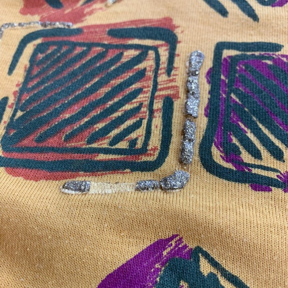 Vintage 90s River Stone Abstract Art Print Metallic USA Made Graphic T-S… - Picture 9 of 15